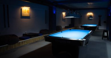 How to Set Up a Pool Table Room at Home
